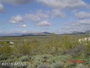 4472x N 14th St., New River, AZ 85087