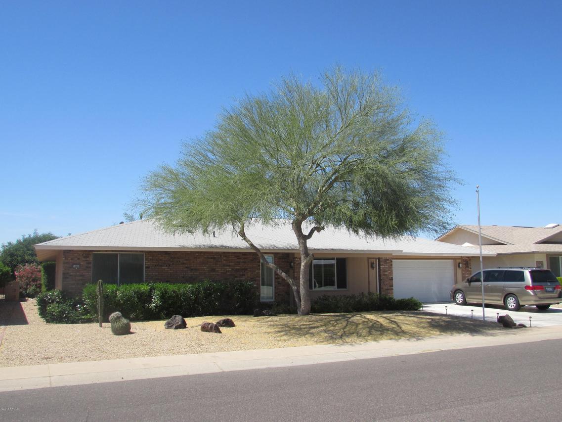 10409 W Concho Cir., Sun City, AZ 85373