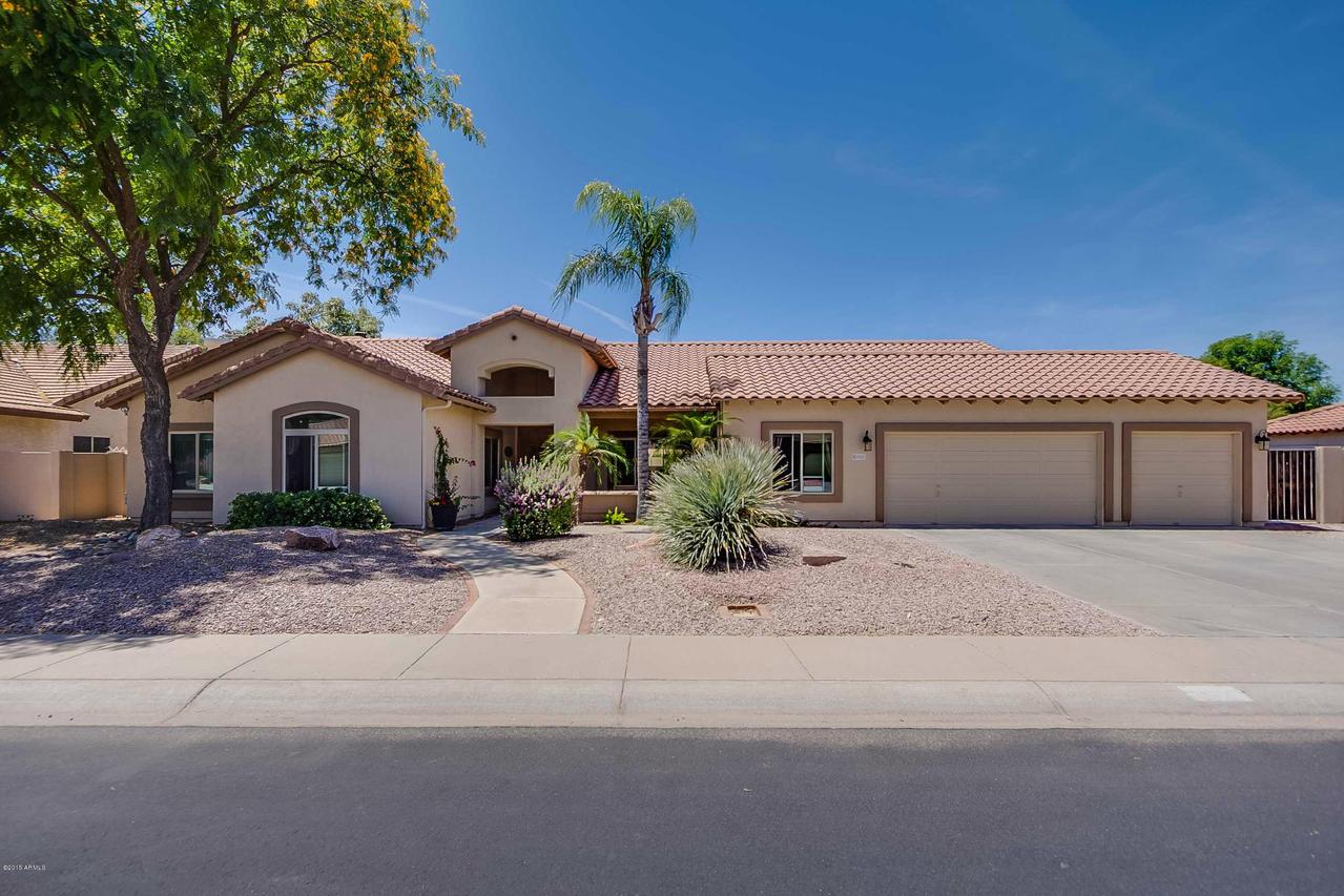 922 N Oxford Ln., Chandler, AZ 85225