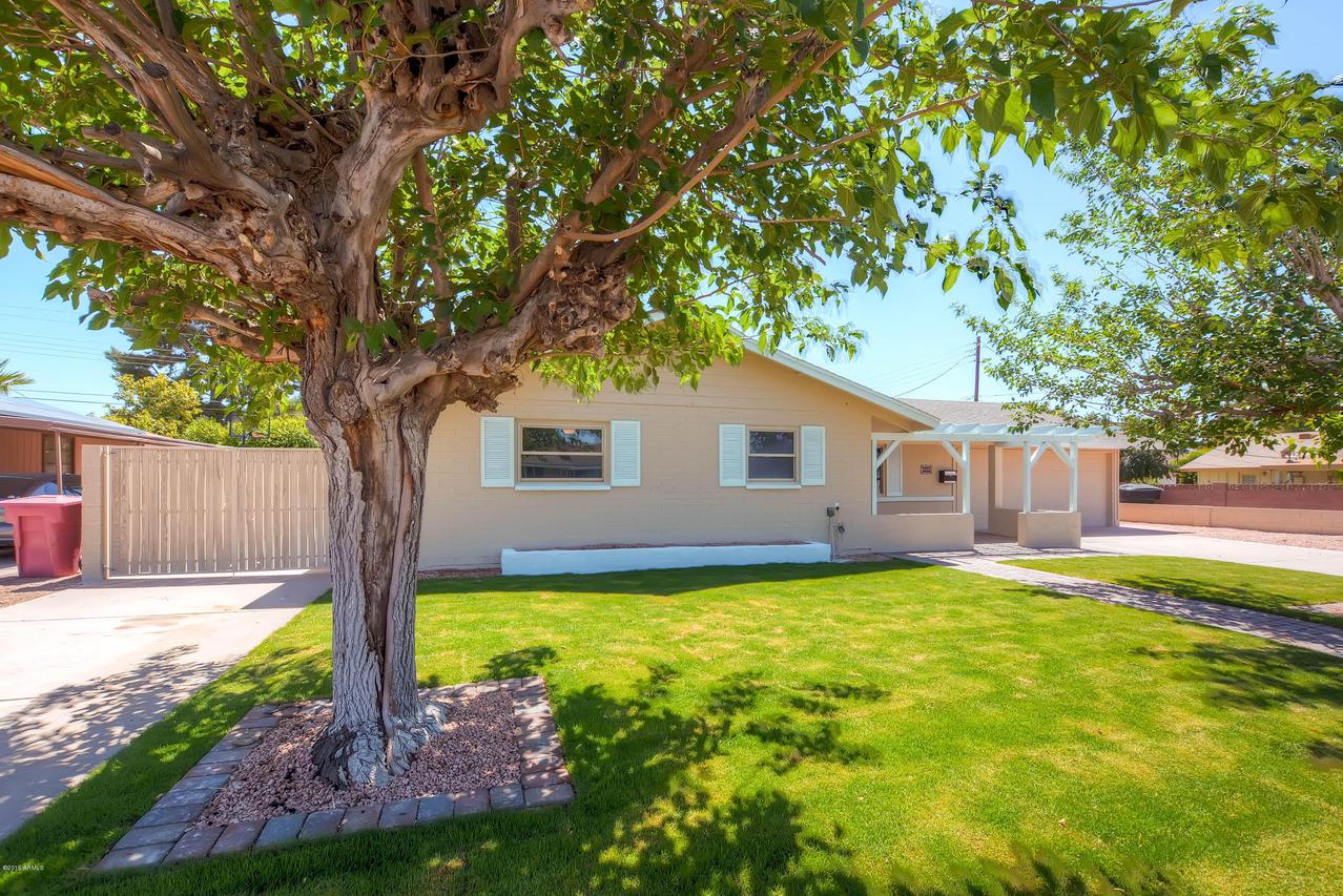 8207 E Meadowbrook Ave., Scottsdale, AZ 85251