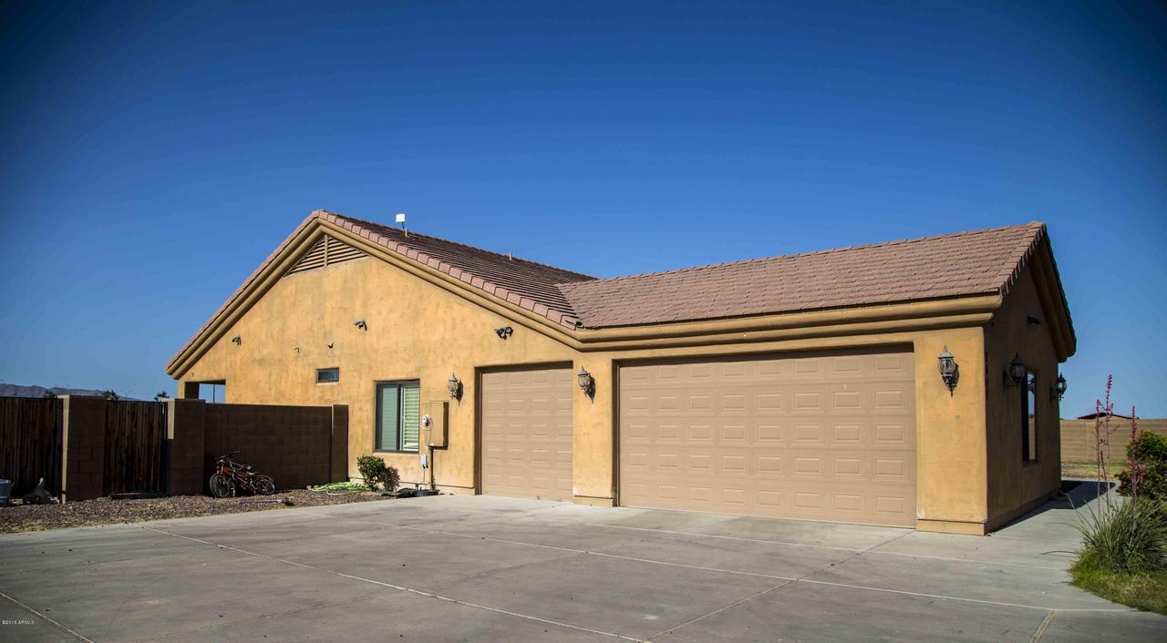 2611 S 218th Ln., Buckeye, AZ 85326