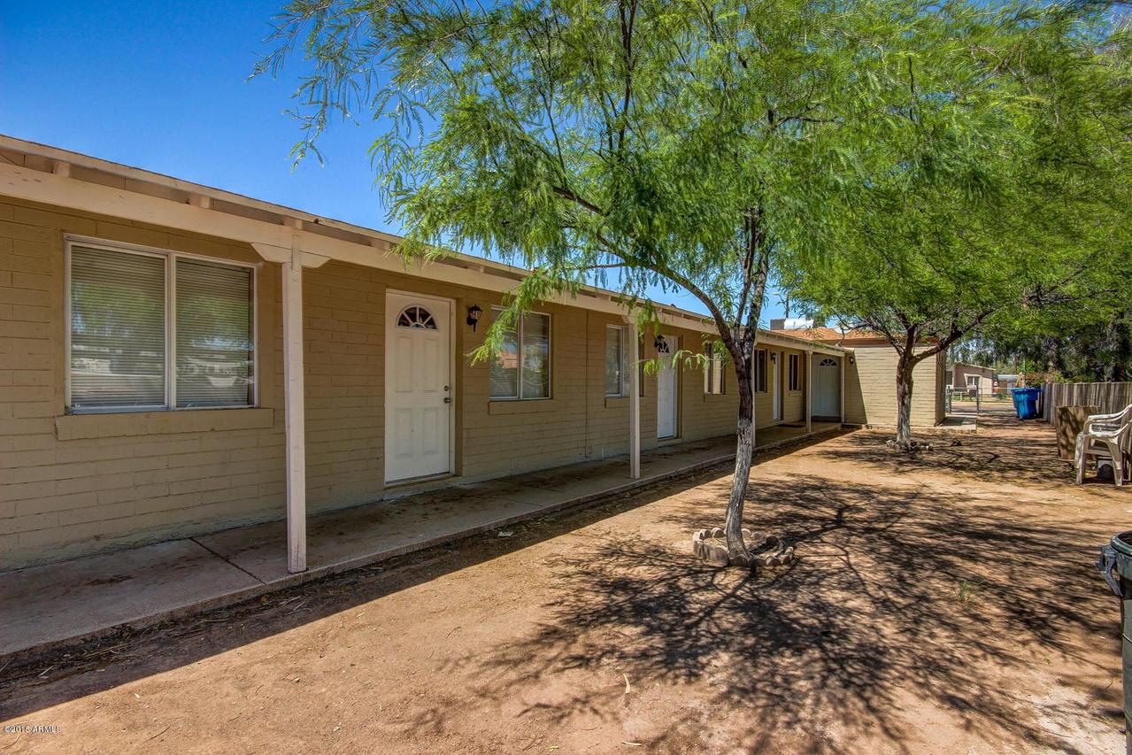 1221 E Adams St., Phoenix, AZ 85034