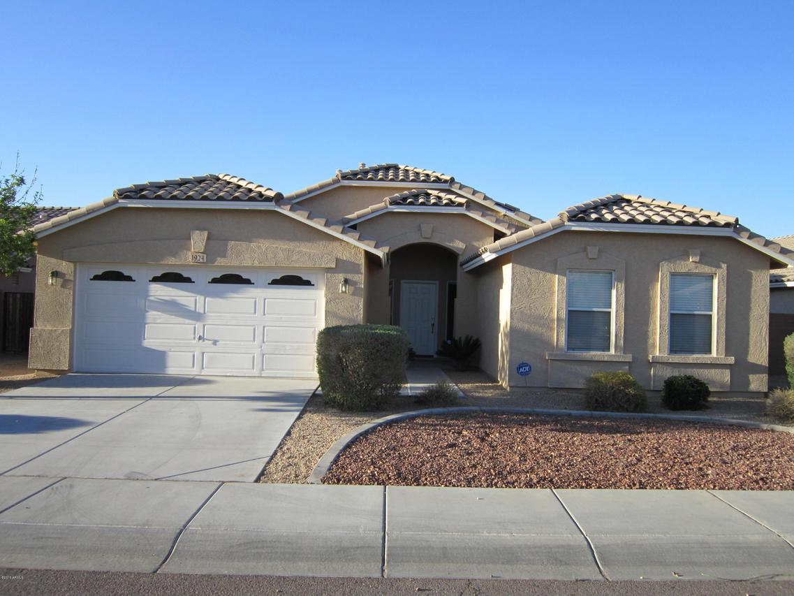 1924 W Nancy Ln., Phoenix, AZ 85041