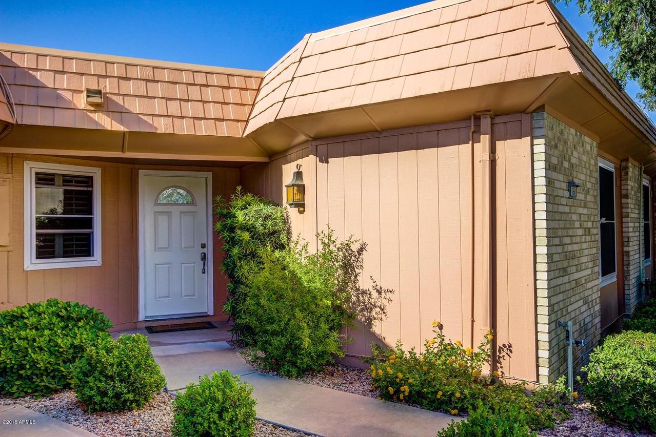 10561 W Ocotillo Dr., Sun City, AZ 85373