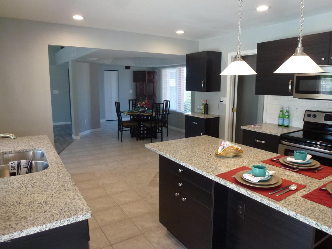 6302 W Del Mar Ln., Glendale, AZ 85306