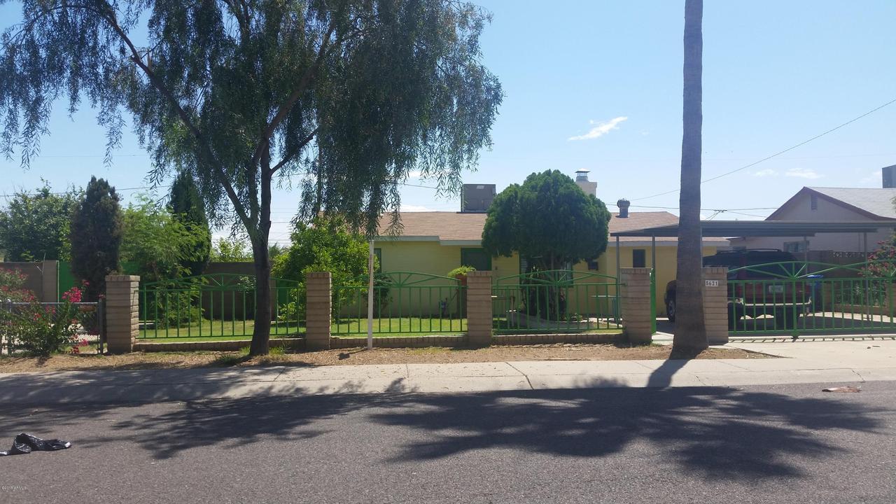 5621 S 6 St., Phoenix, AZ 85040