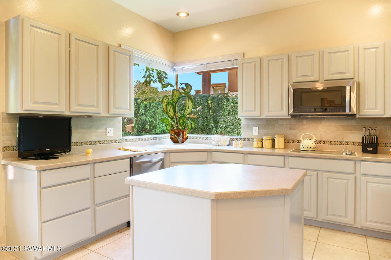 30 Colinas, Sedona, AZ 86351
