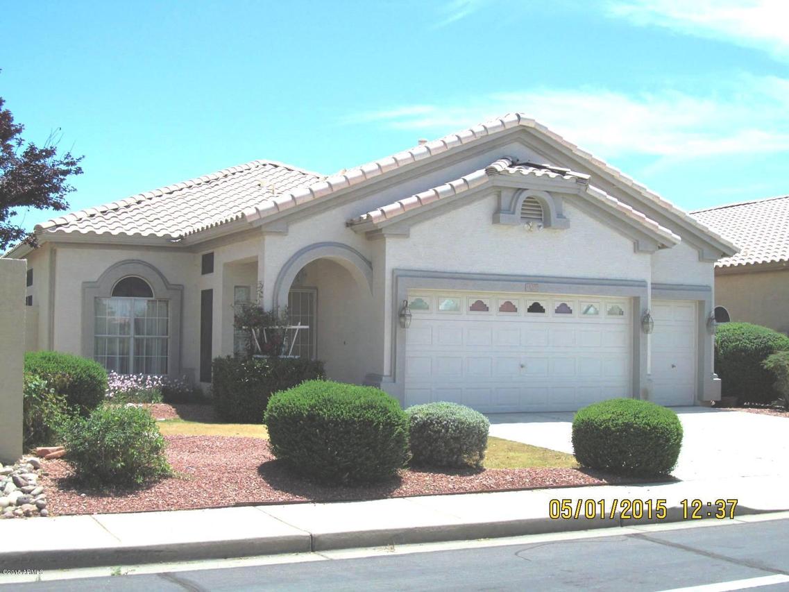 18261 N Coyote Lakes Pkwy., Surprise, AZ 85378