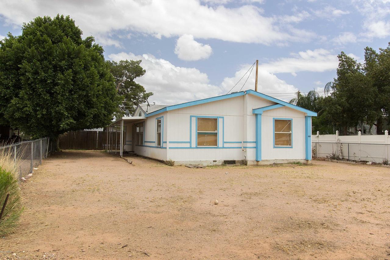 1005 S Warner Dr., Apache Junction, AZ 85120