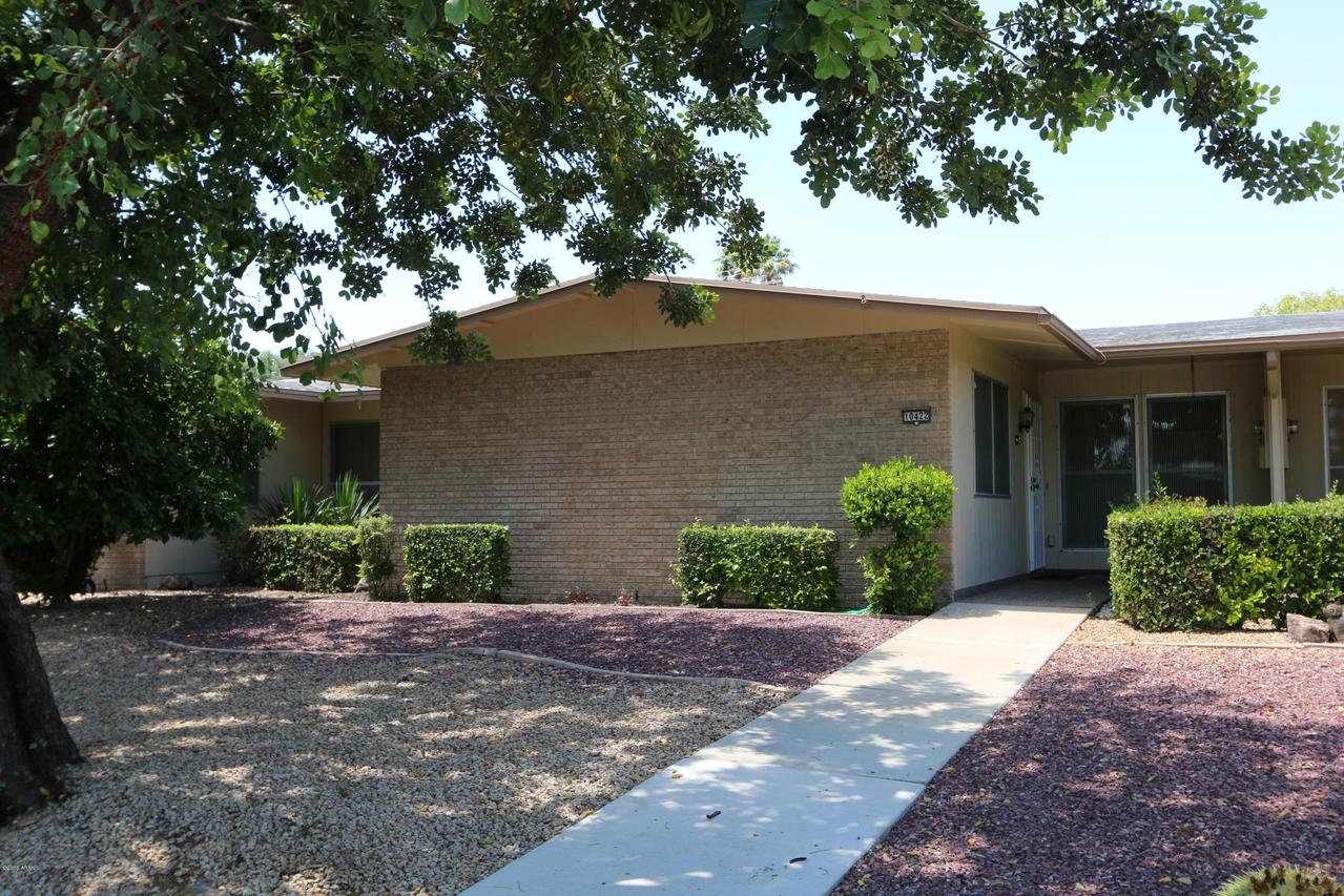 10422 W Ocotillo Dr., Sun City, AZ 85373