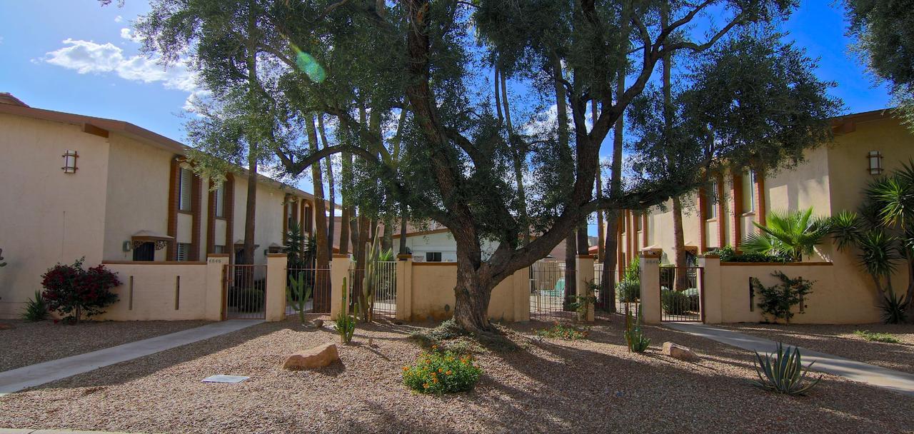 4846 N Woodmere Fairway #6, Scottsdale, AZ 85251