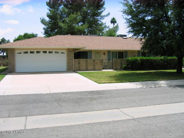 10205 W Royal Oak Rd., Sun City, AZ 85351