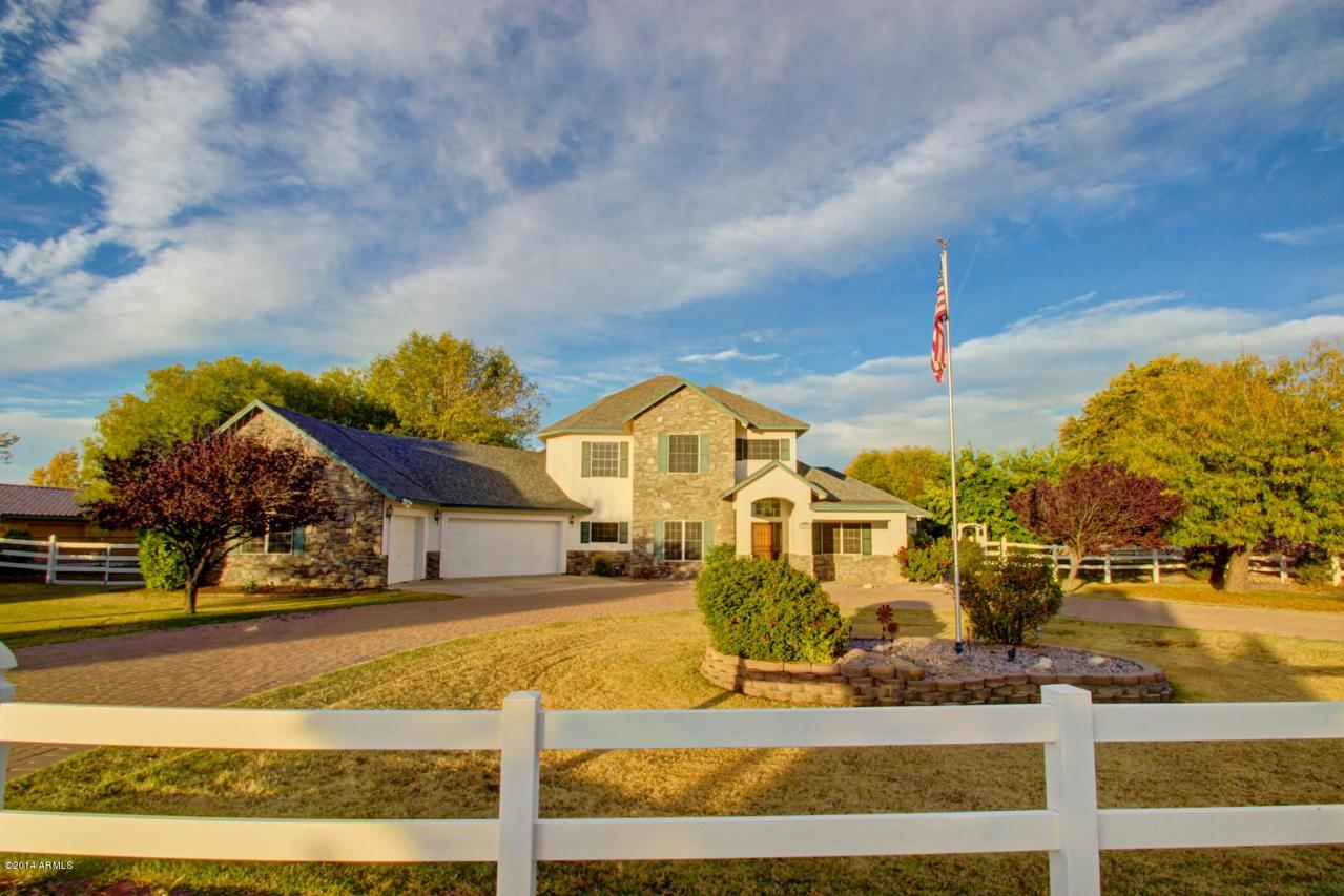 6528 N 186th Ave., Waddell, AZ 85355