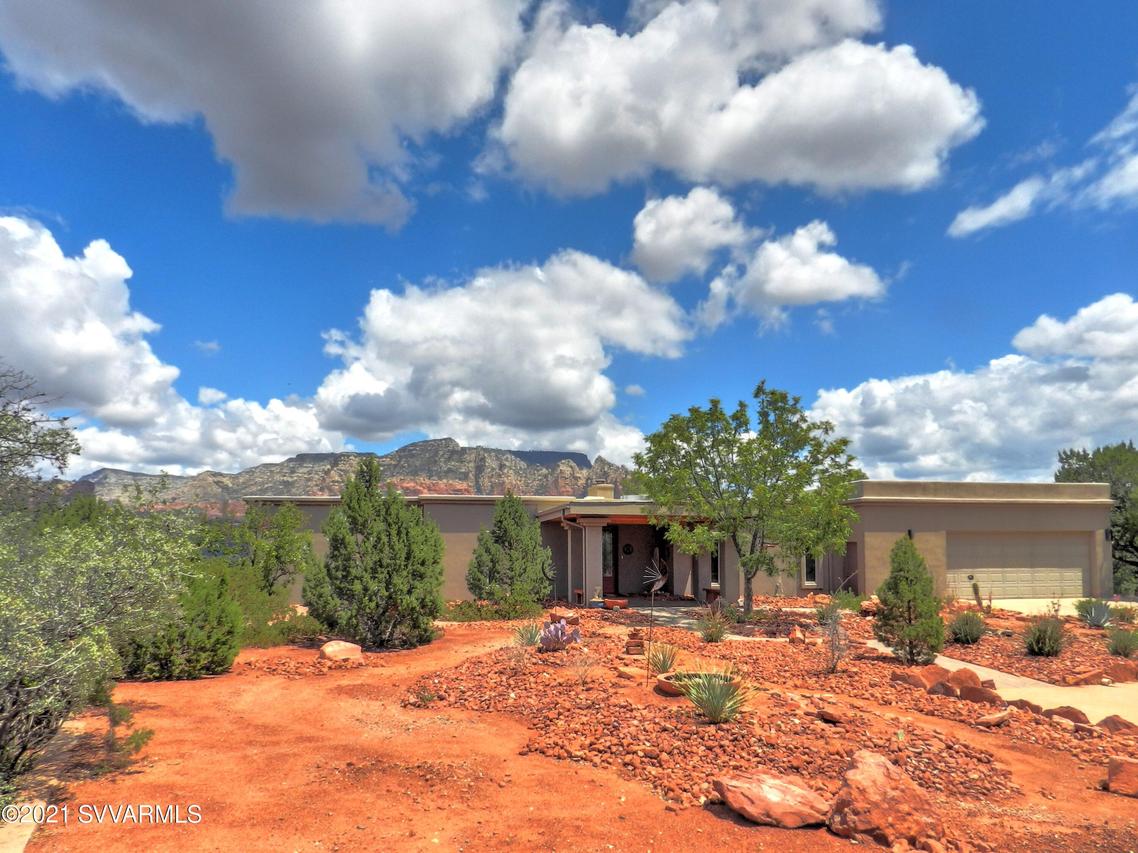 25 Valencia Rd., Sedona, AZ 86336