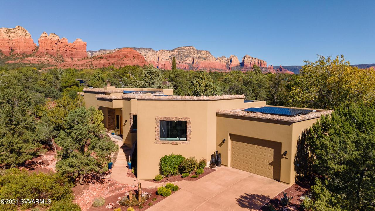 2240 E Mule Deer Rd., Sedona, AZ 86336