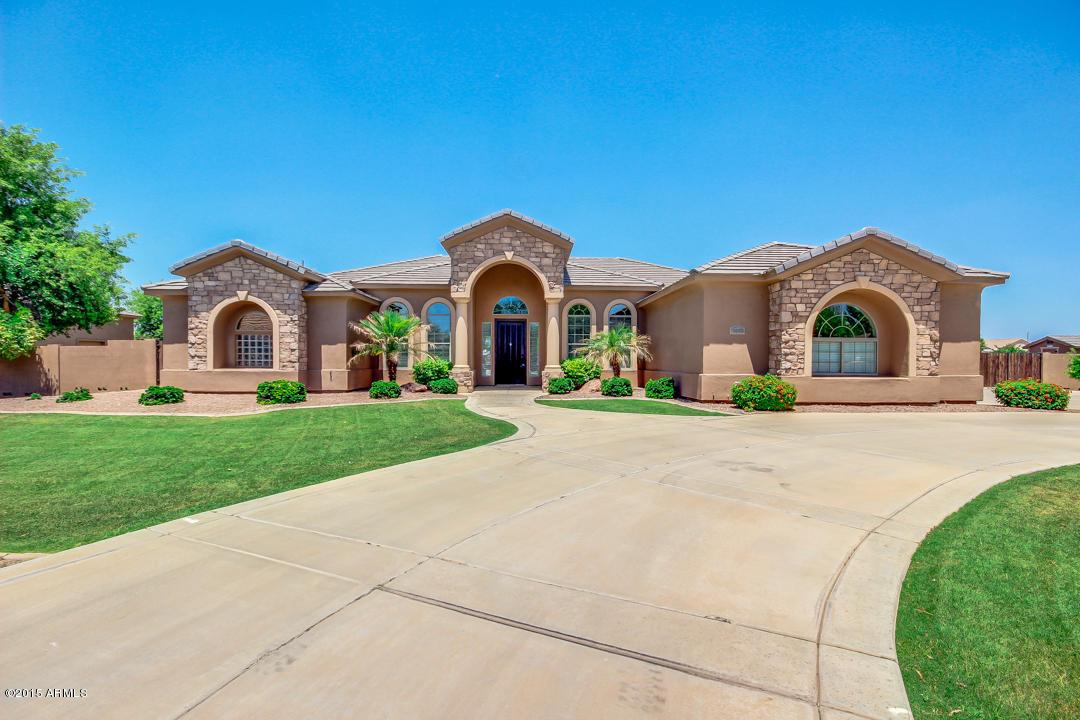 2612 E Calle De Flores, Gilbert, AZ 85298