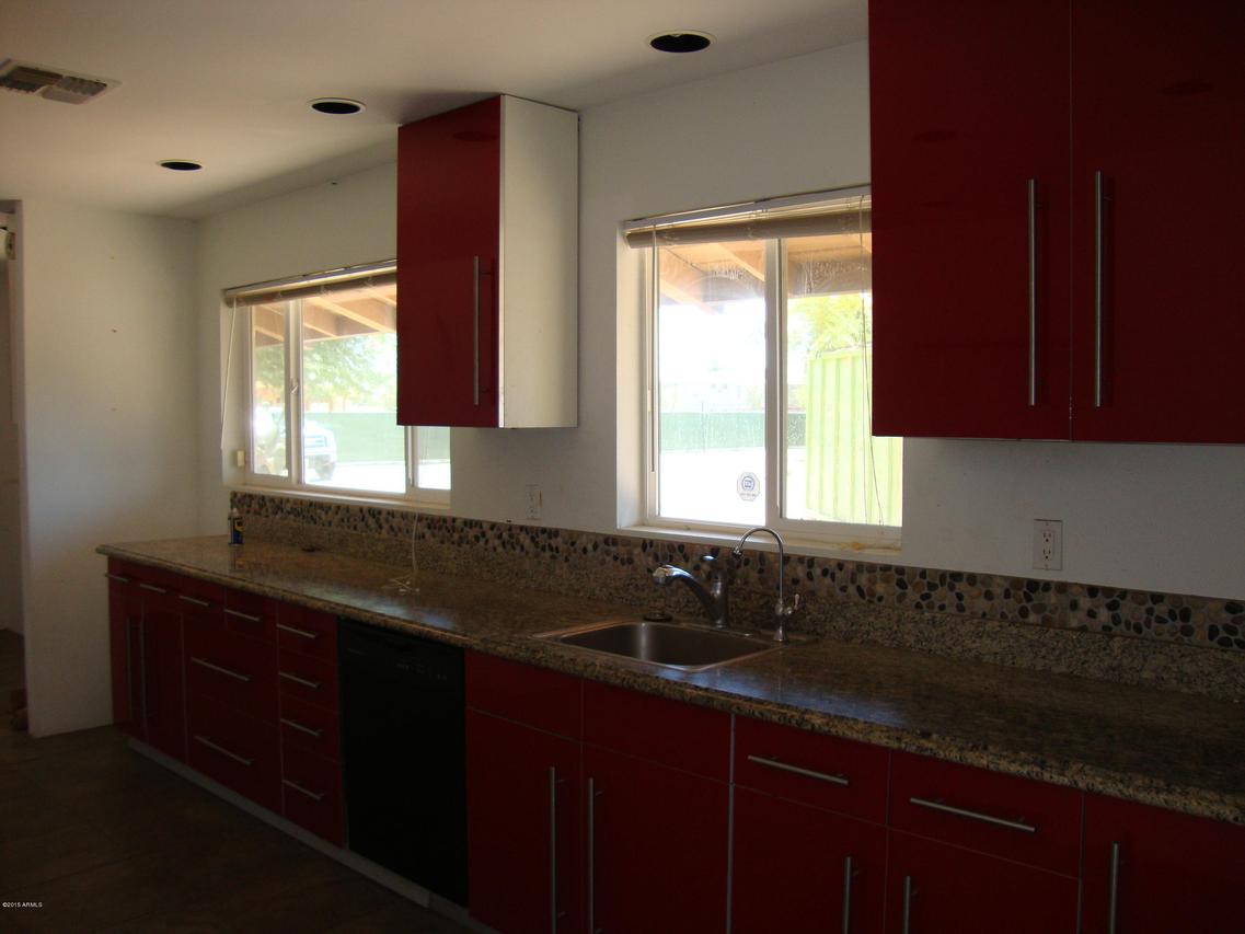 6926 E 5th St., Scottsdale, AZ 85251