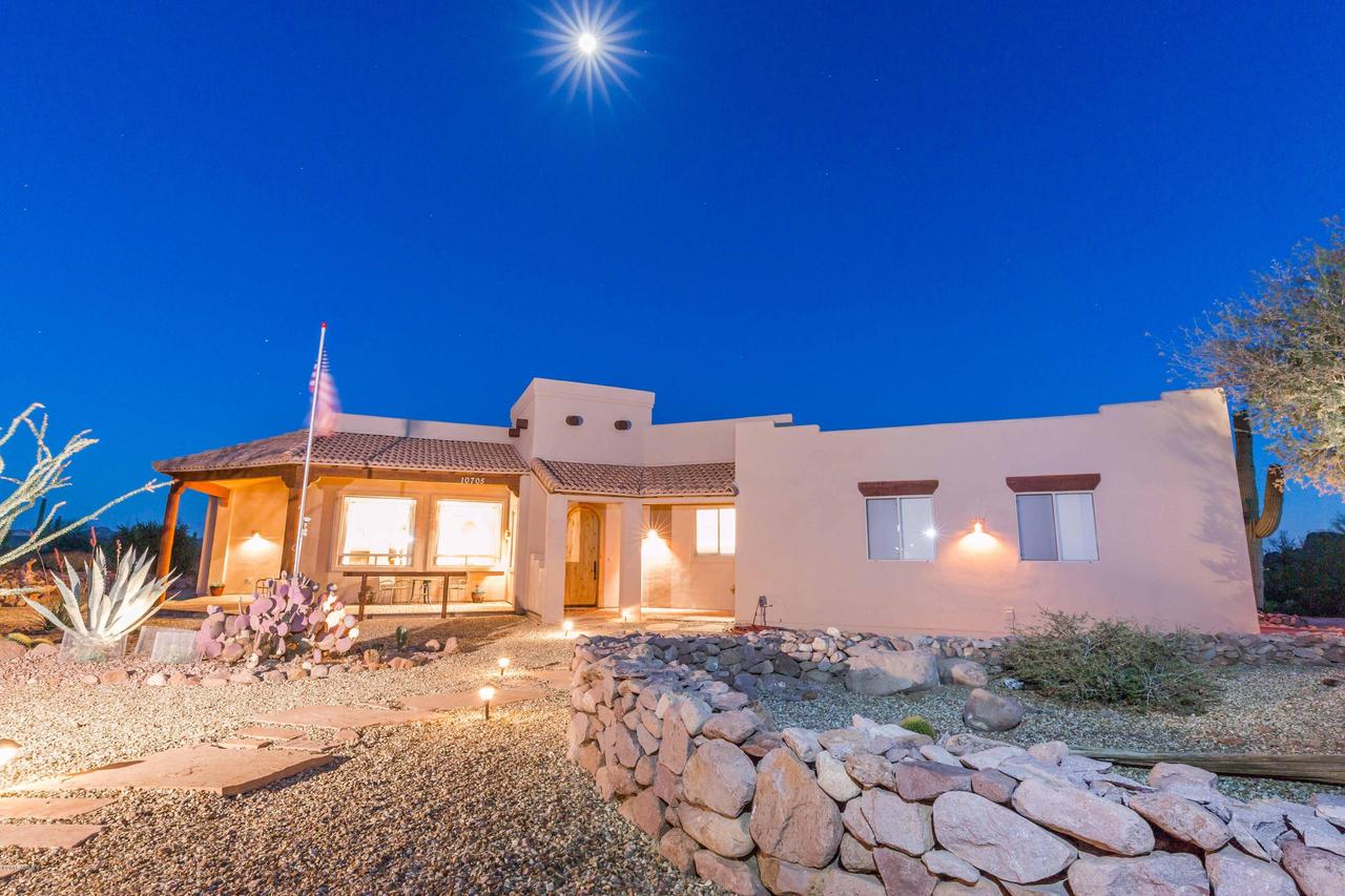 10705 E Cloudview Ave., Gold Canyon, AZ 85118