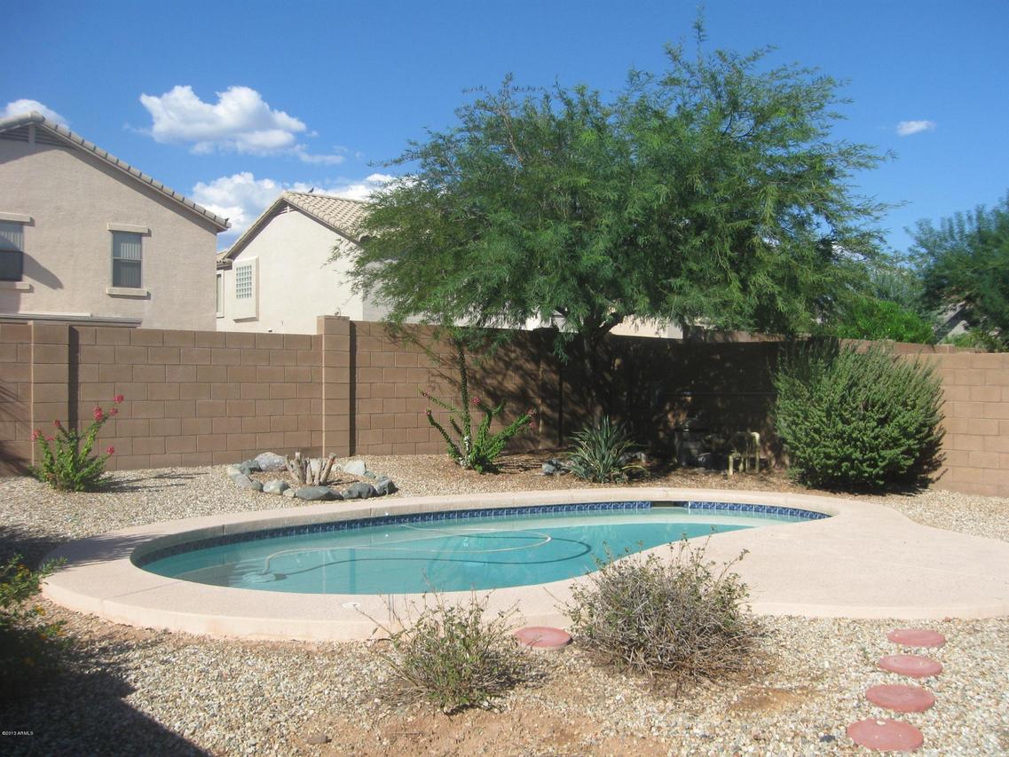 2526 W White Feather Ln., Phoenix, AZ 85085