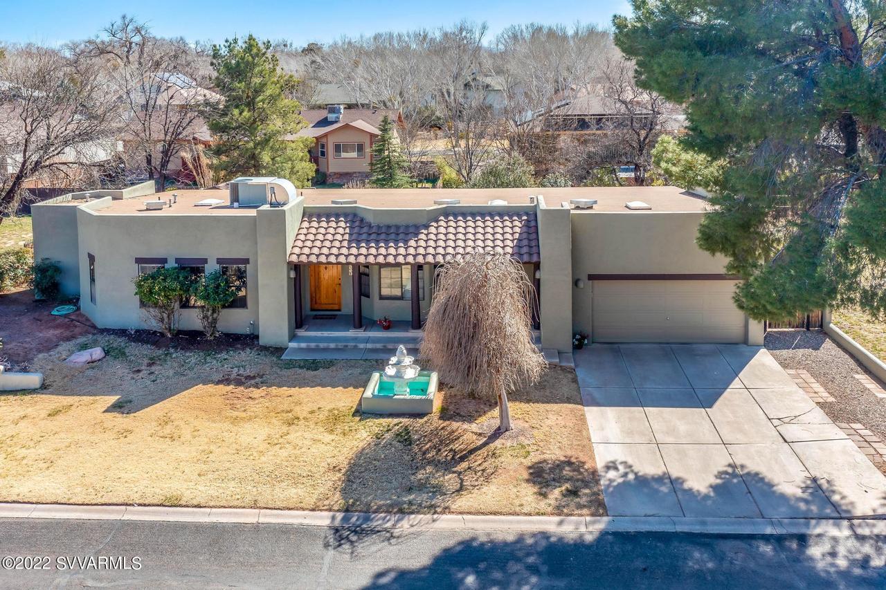 10225 E Oak Creek Valley Dr., Cornville, AZ 86325