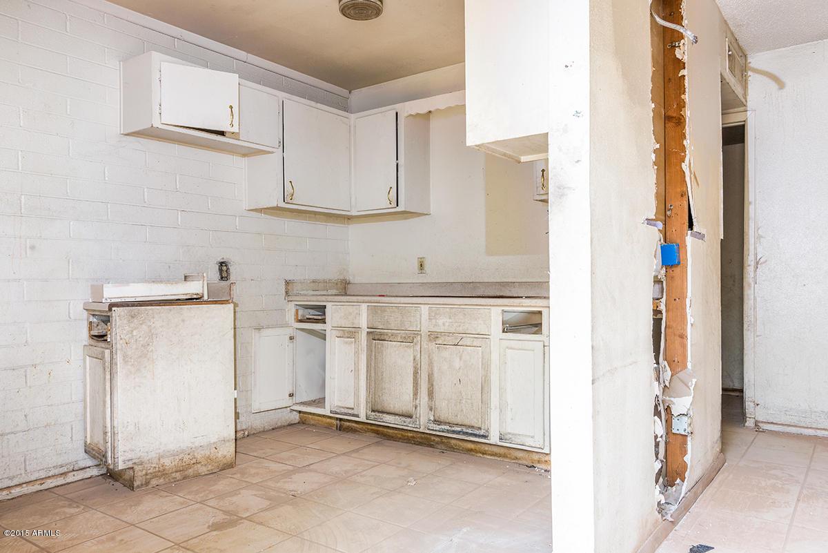 4607 S 16th St., Phoenix, AZ 85040