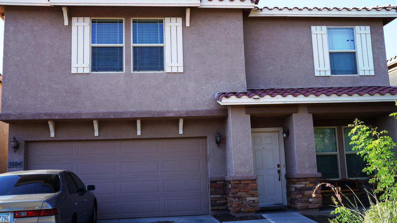1084 E Kelsi Ave., San Tan Valley, AZ 85140