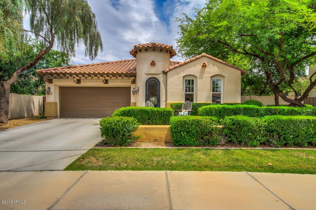 2048 E Hackberry Pl., Chandler, AZ 85286
