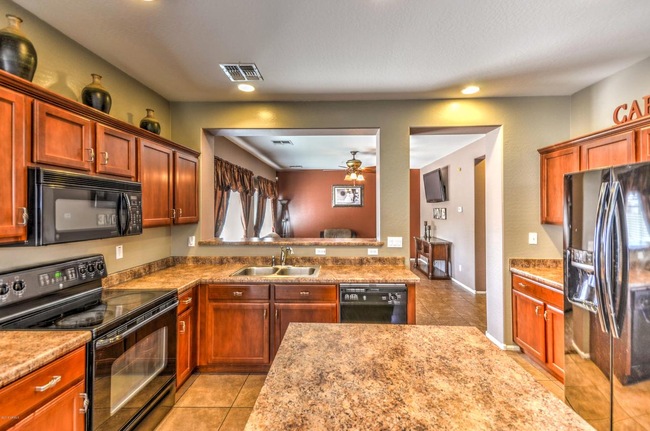 985 E Corrall St., Avondale, AZ 85323