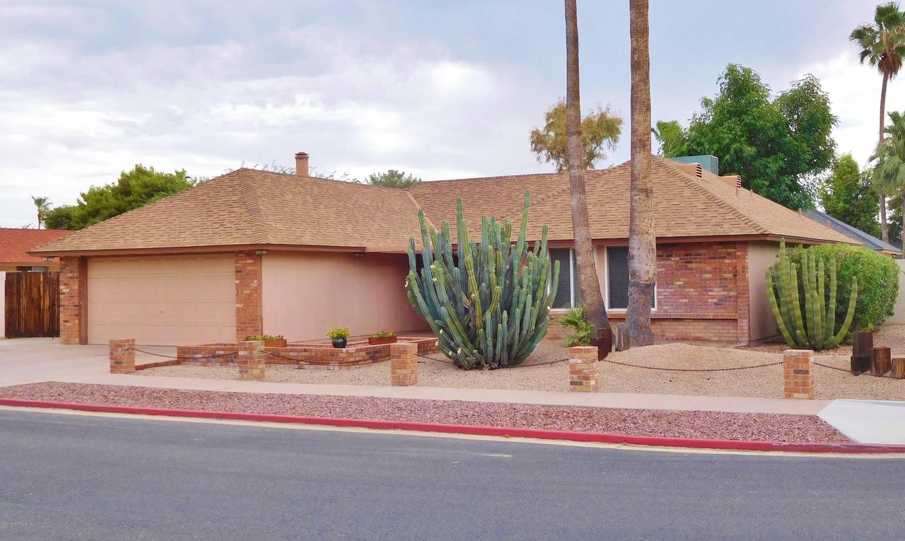 2739 S Pecan, Mesa, AZ 85202