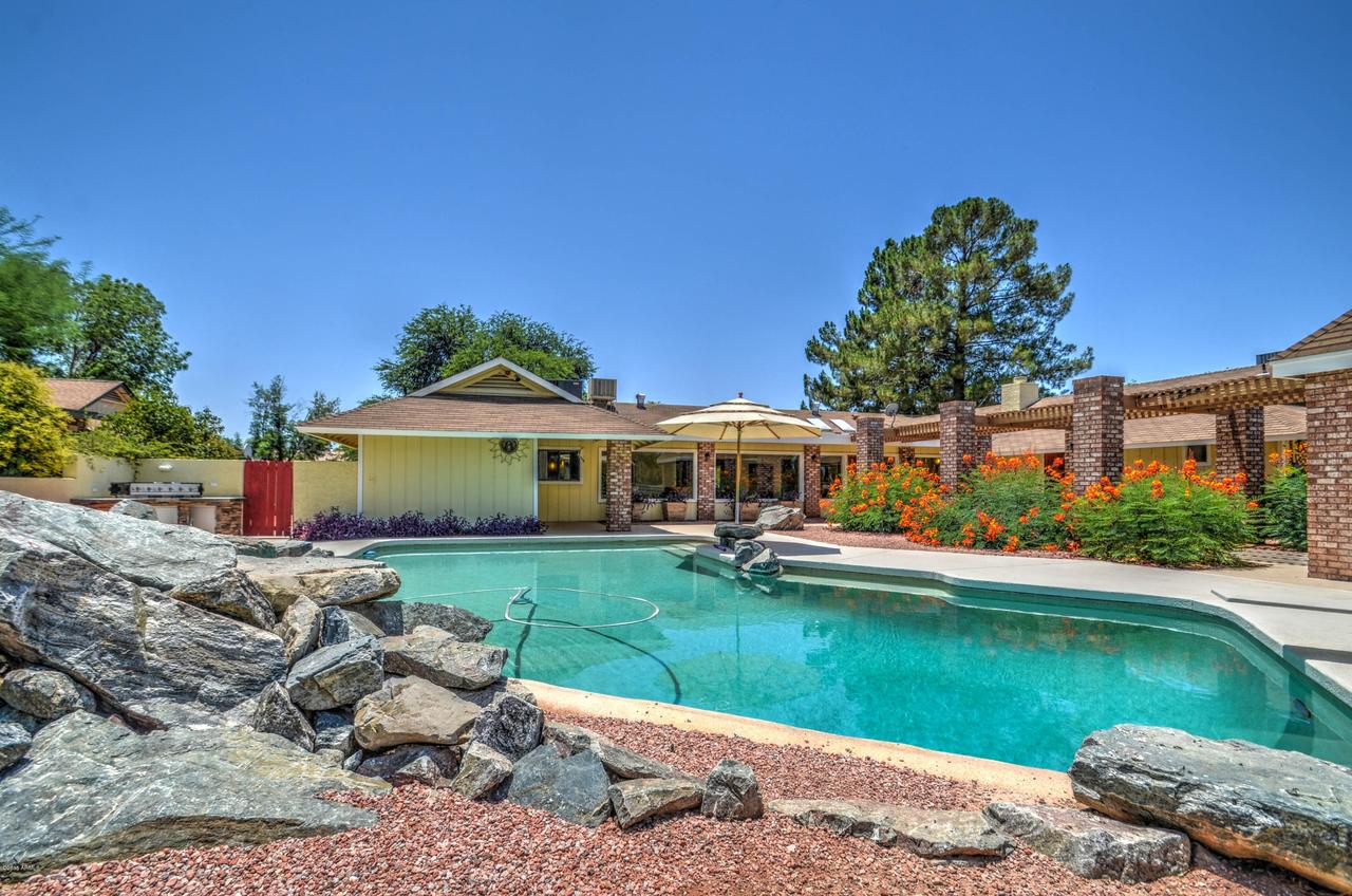 1204 E Secretariat Dr., Tempe, AZ 85284