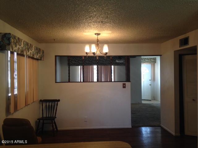 209 E Garnet Ave., Mesa, AZ 85210