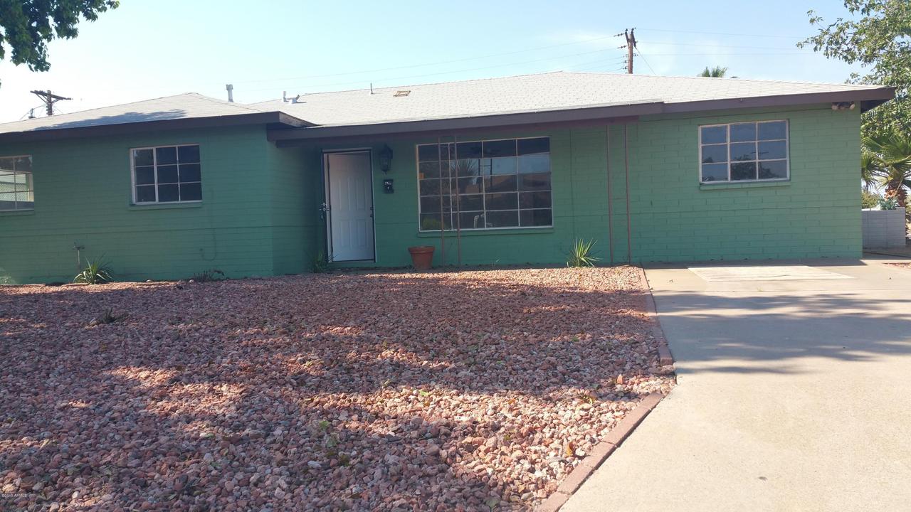 2051 W Solano Dr., Phoenix, AZ 85015