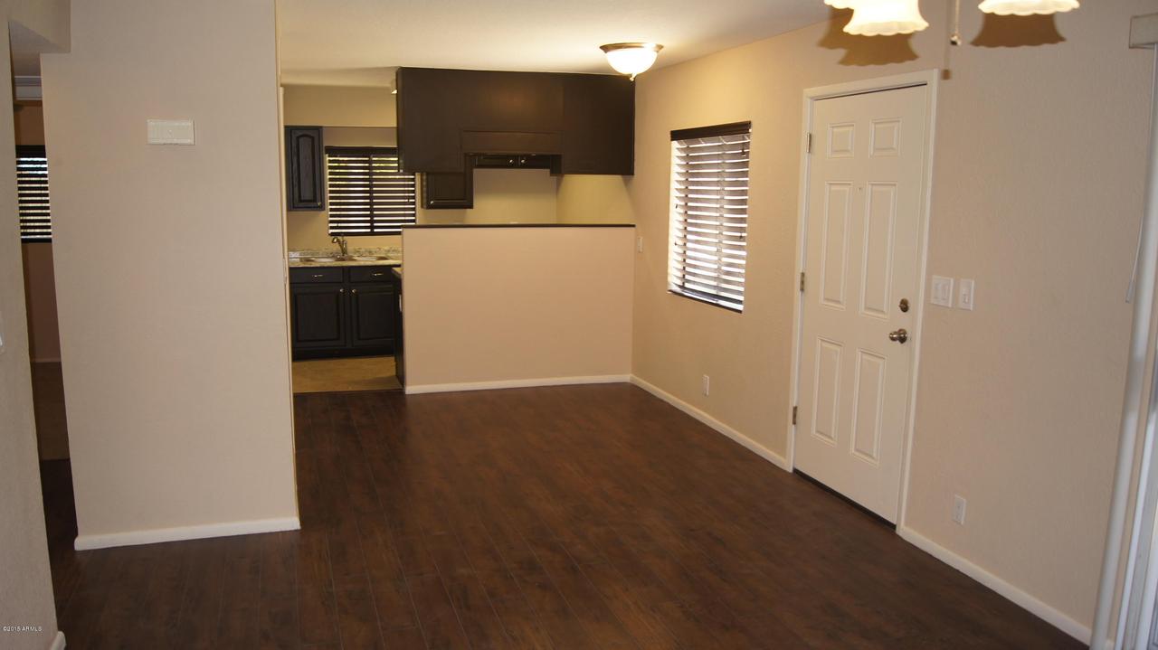 286 W Palomino Dr. #121, Chandler, AZ 85225