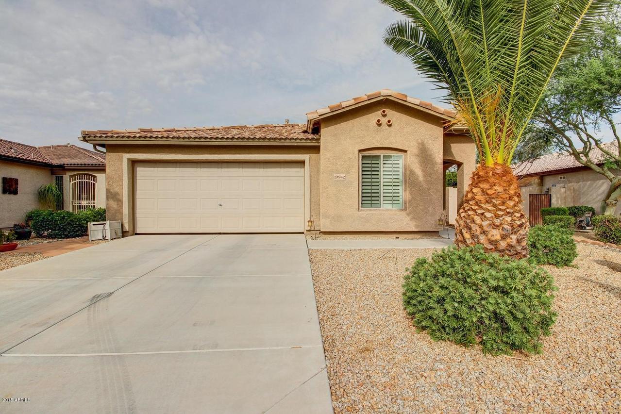 19942 N 108th Ave., Sun City, AZ 85373