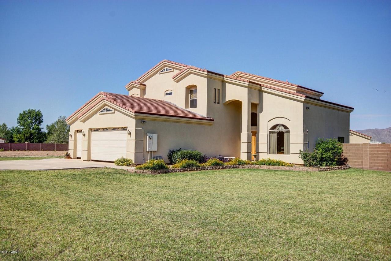 6628 N 186th Ave., Waddell, AZ 85355