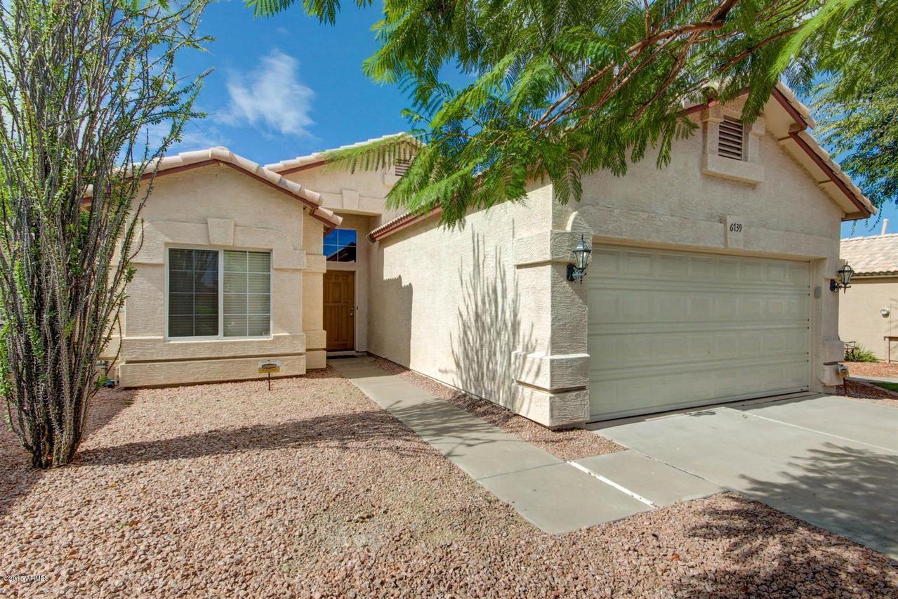6739 E Manning St., Mesa, AZ 85215