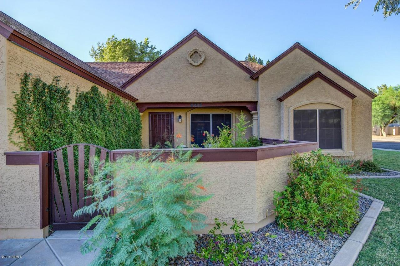 6902 W Paradise Dr., Peoria, AZ 85345