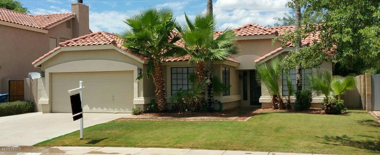 1514 E Hearne Way, Gilbert, AZ 85234