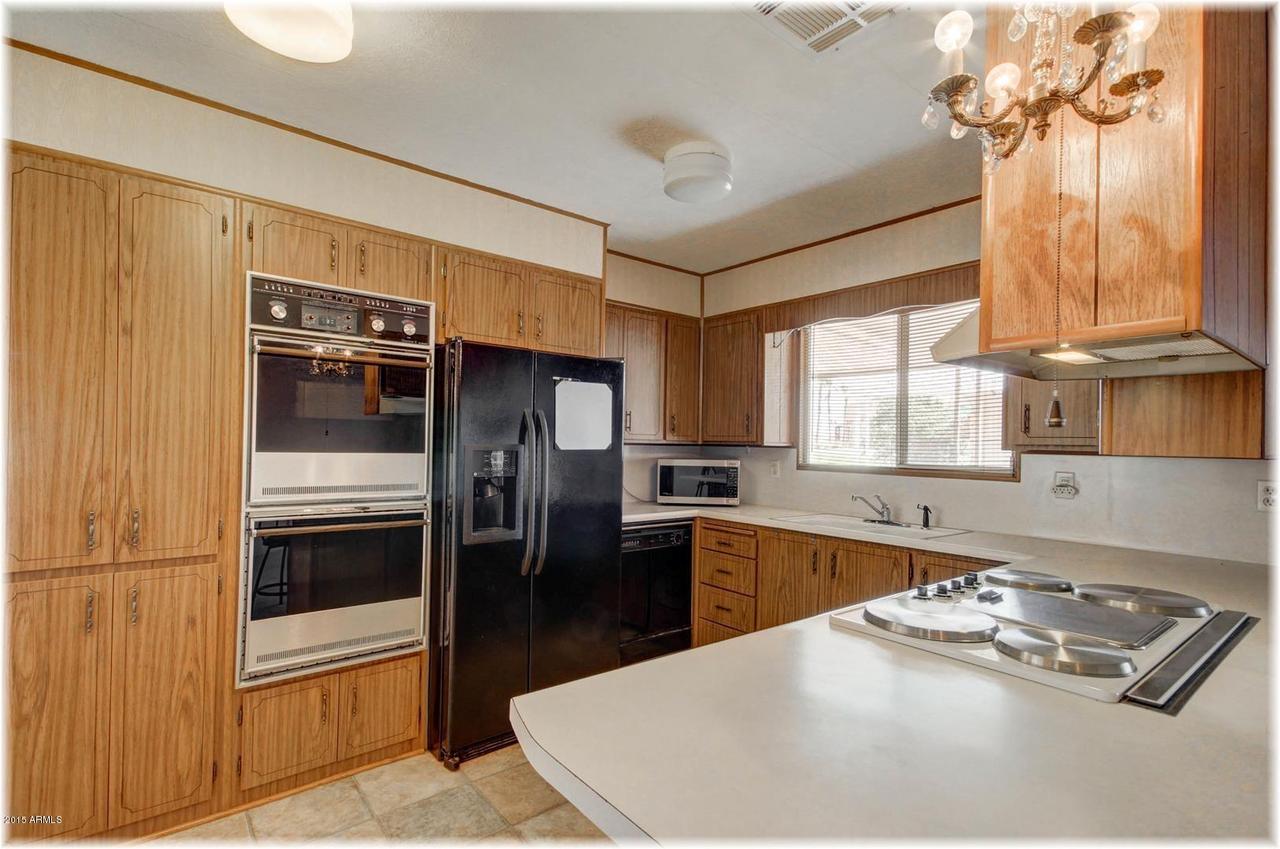 2408 N Snead Dr., Mesa, AZ 85215