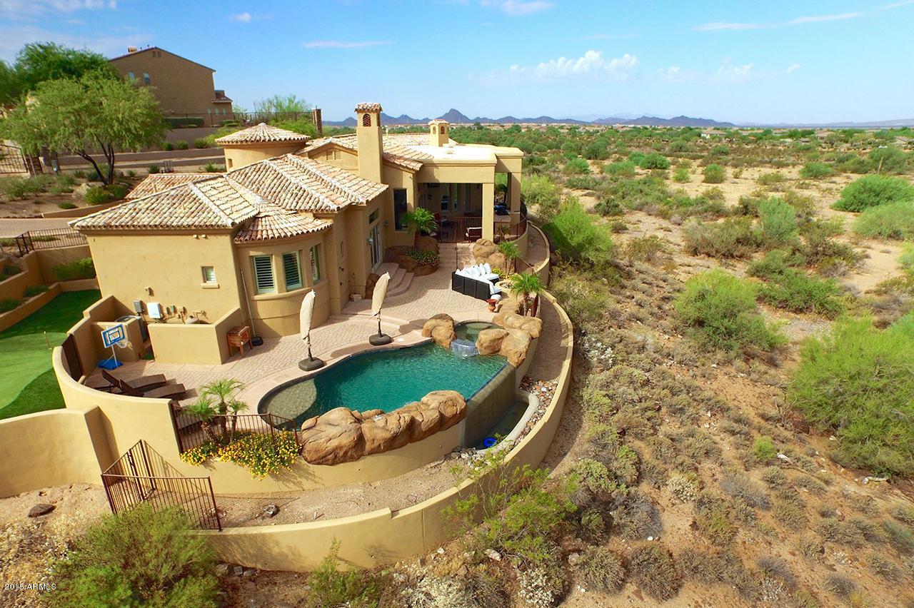 2704 W Espartero Way, Phoenix, AZ 85086