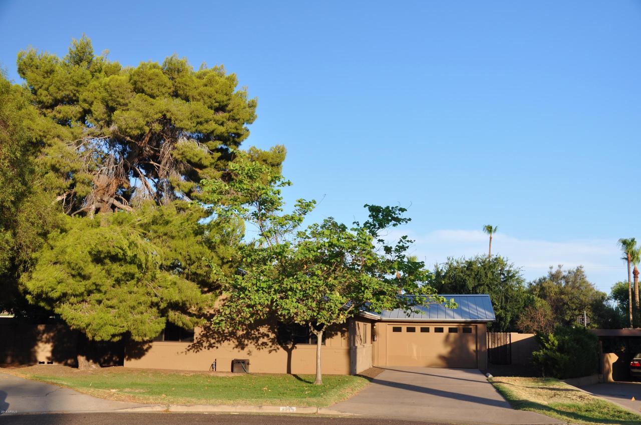 3215 E Orange Dr., Phoenix, AZ 85018