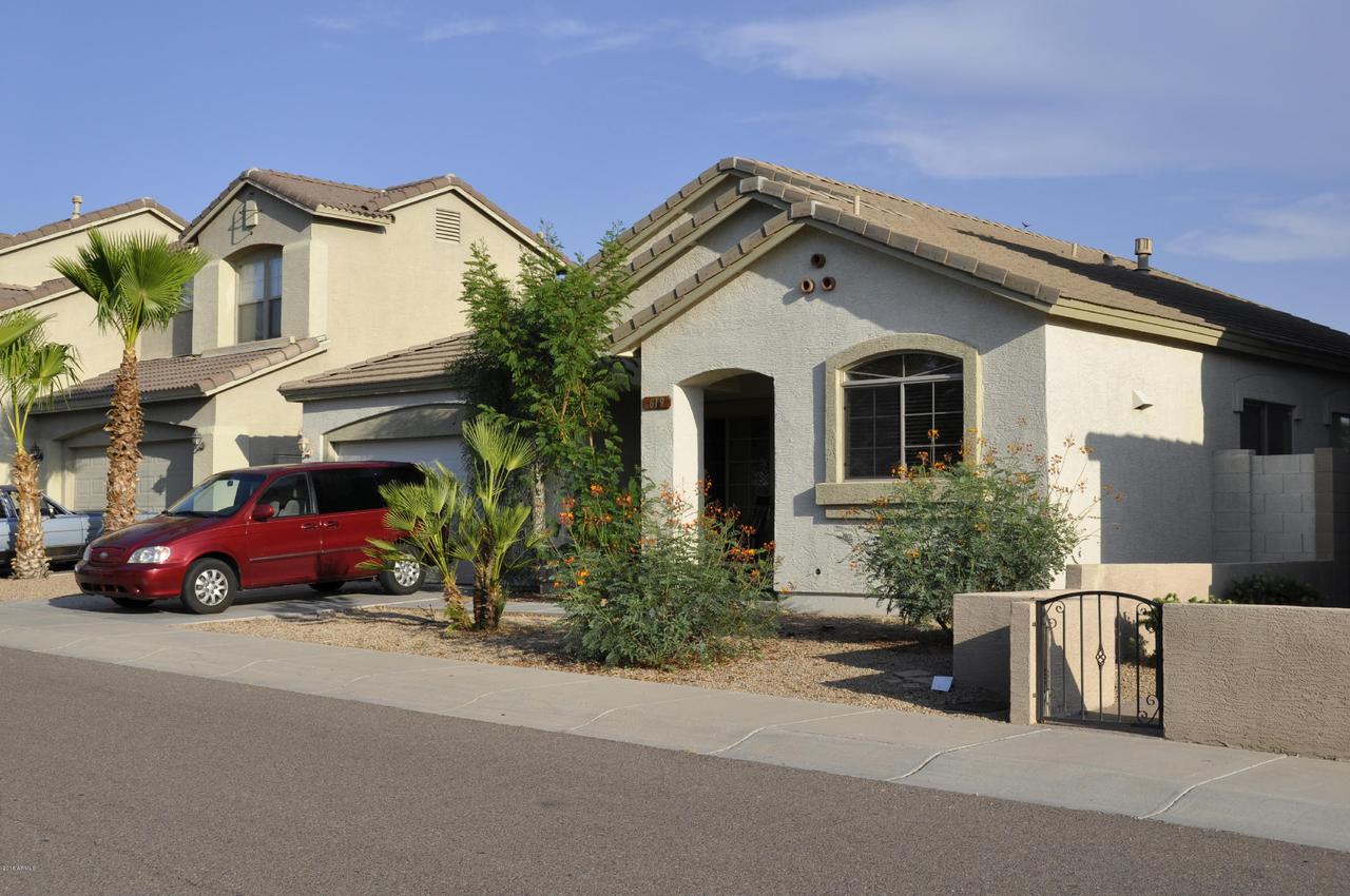 619 W Ian Dr., Phoenix, AZ 85041