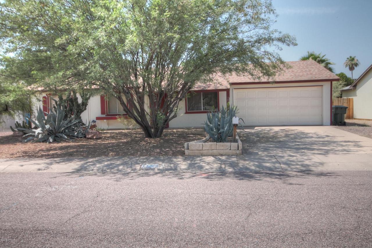 3827 E Marilyn Rd., Phoenix, AZ 85032