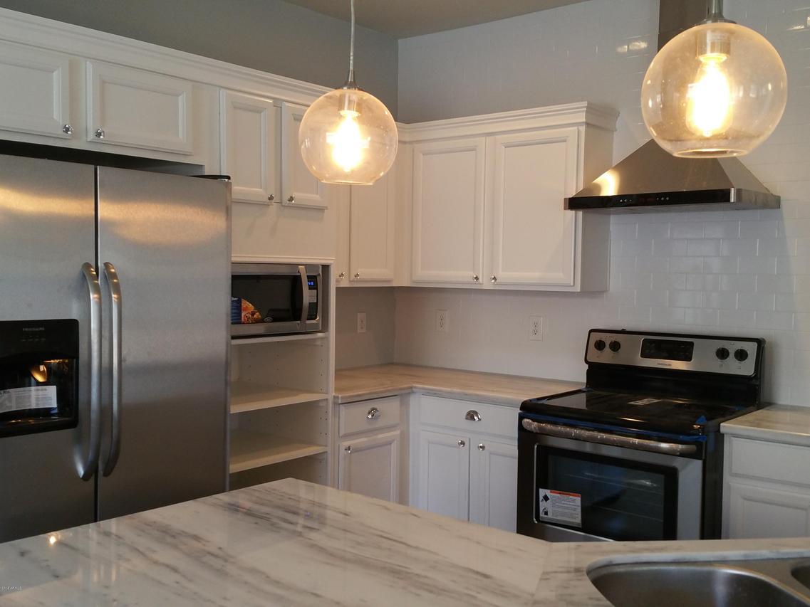 17848 N 15th St., Phoenix, AZ 85022