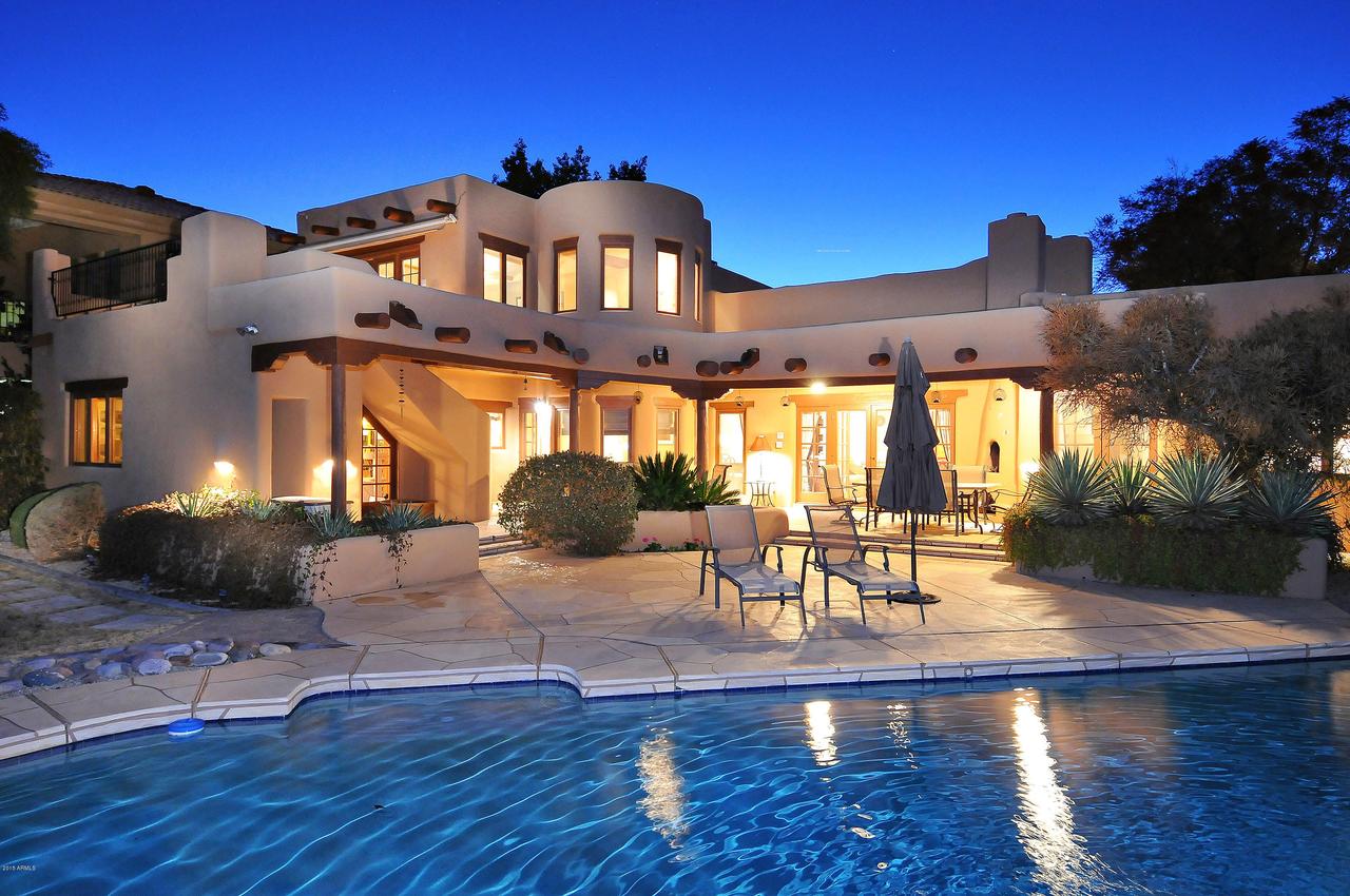 8270 E Del Cadena Dr., Scottsdale, AZ 85258