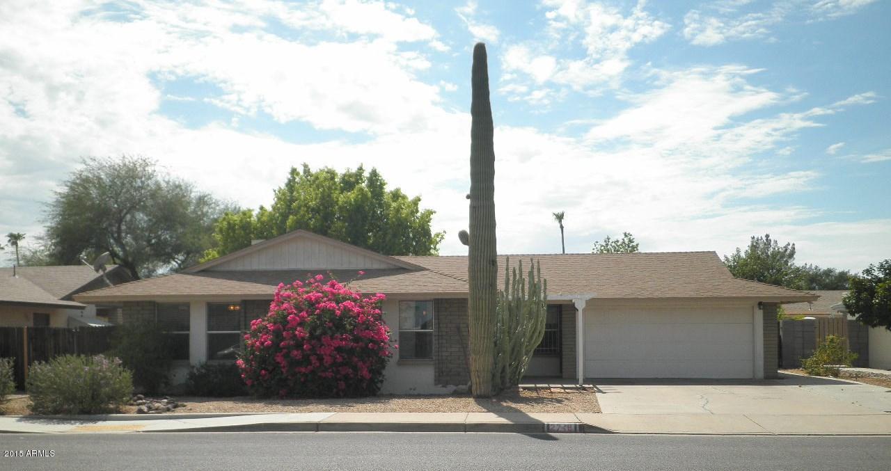 2718 S Rogers, Mesa, AZ 85202