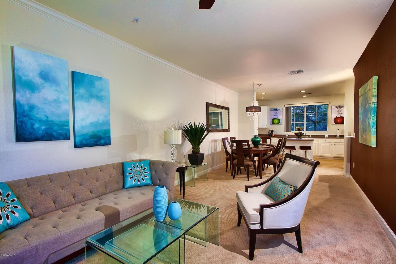 4455 E Paradise Village Pkwy. #1096, Phoenix, AZ 85032