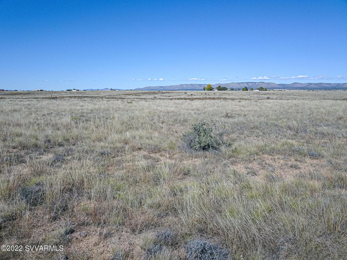 152l W Easy Ranch Rd., Paulden, AZ 86334