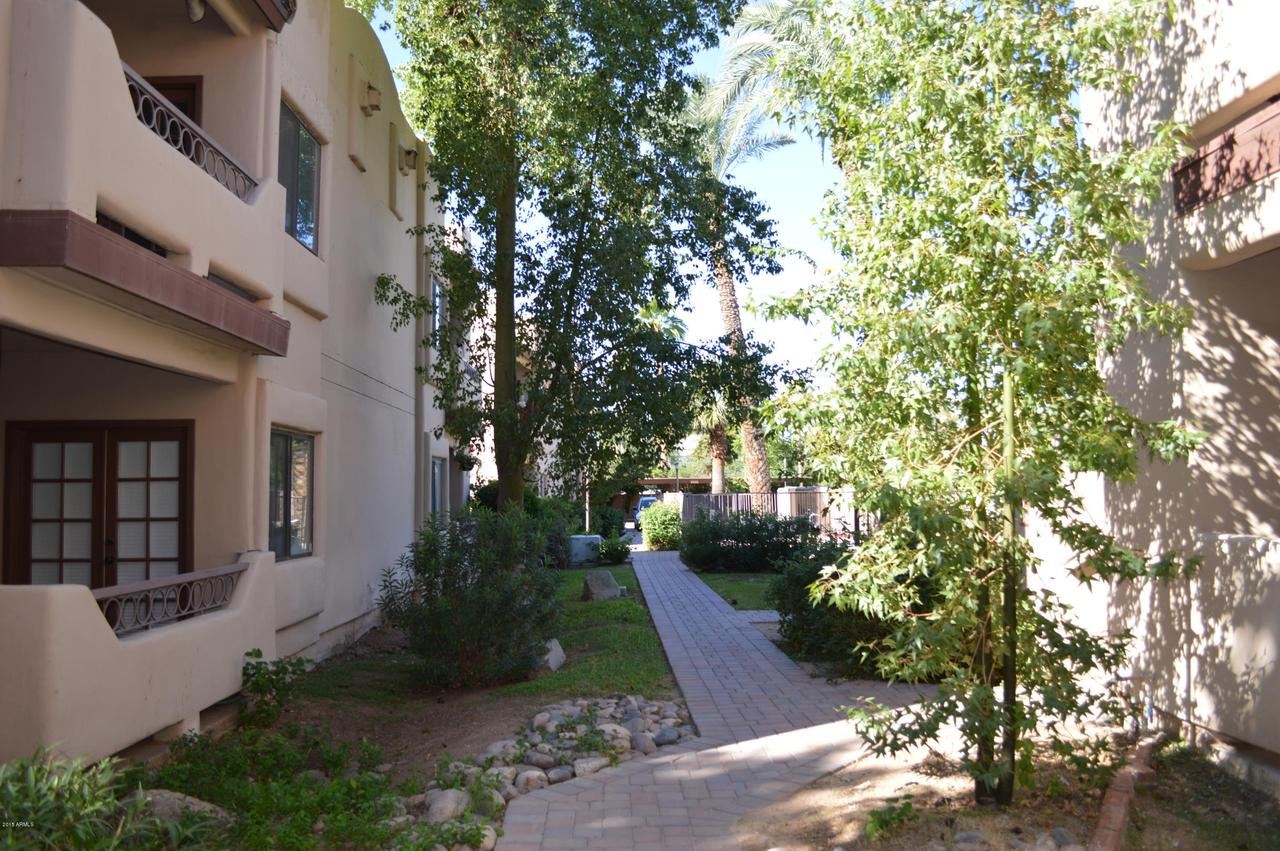 3640 N 38 St. #106, Phoenix, AZ 85018