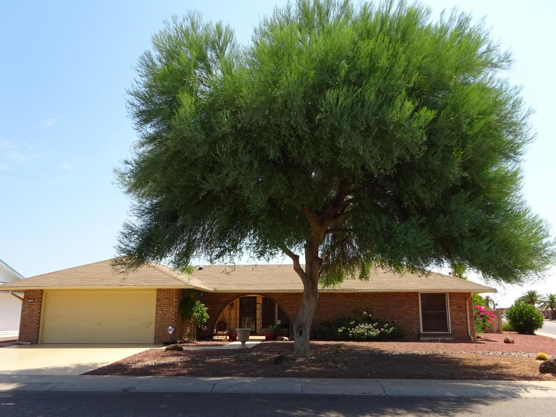 17203 N Foothills Dr., Sun City, AZ 85373